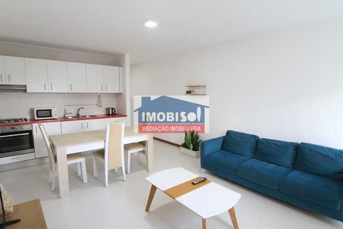 Apartamento T1 para arrendamento na Praia, Santiago — foto principal