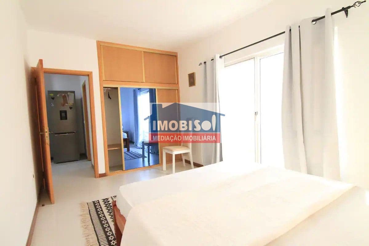 Apartamento T1 para arrendamento na Praia, Santiago — foto 3