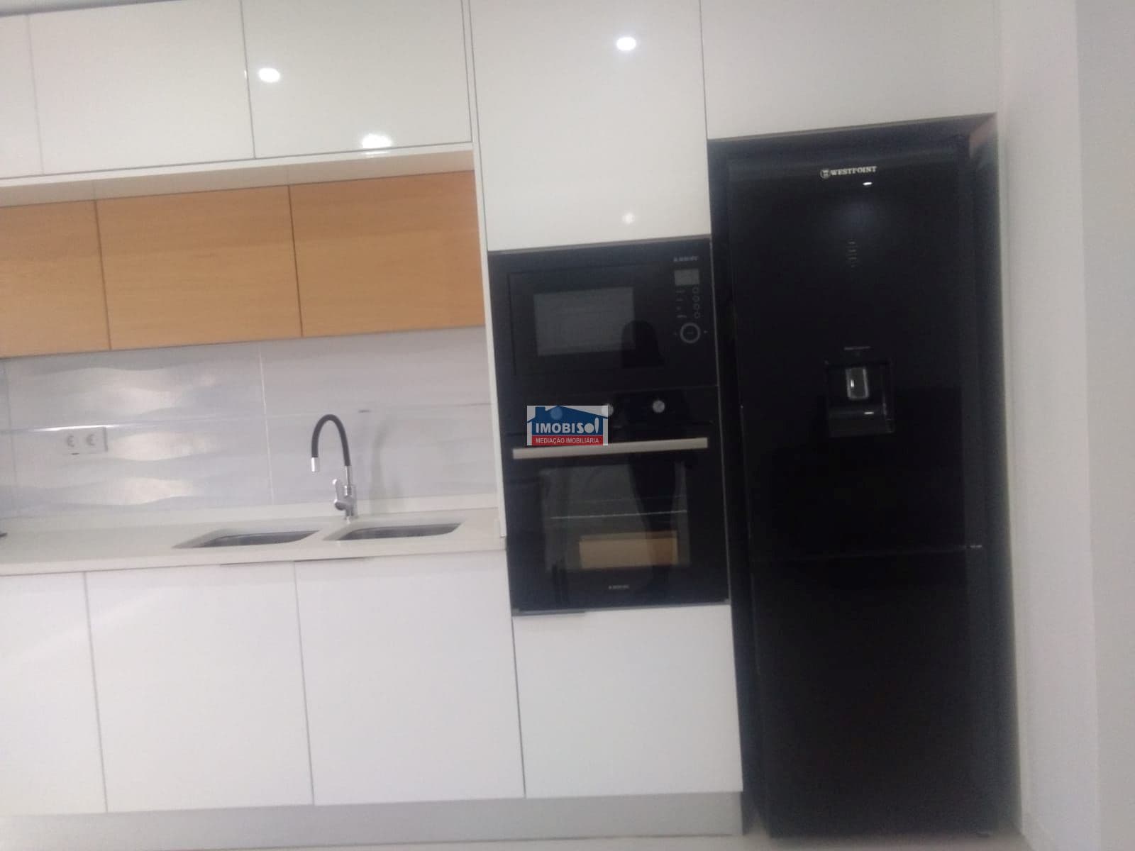 Apartamento T3 à venda na Praia, Santiago — foto 2