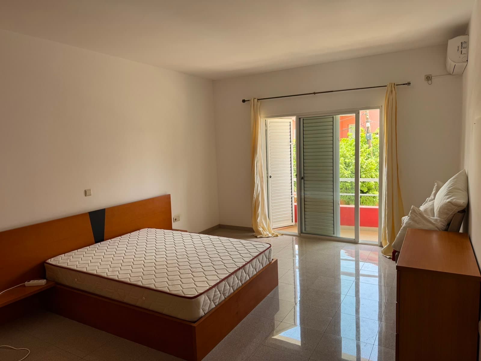 Apartment T3 for rent in PRAIA, Santiago — foto 4