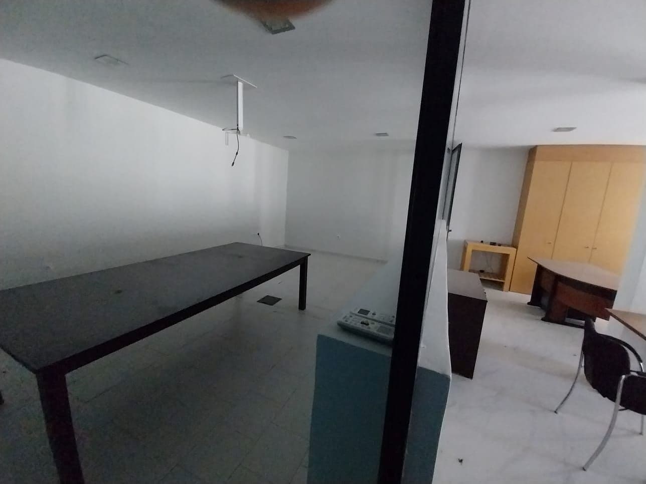 Commercial space for rent in Praia, Santiago — foto 4
