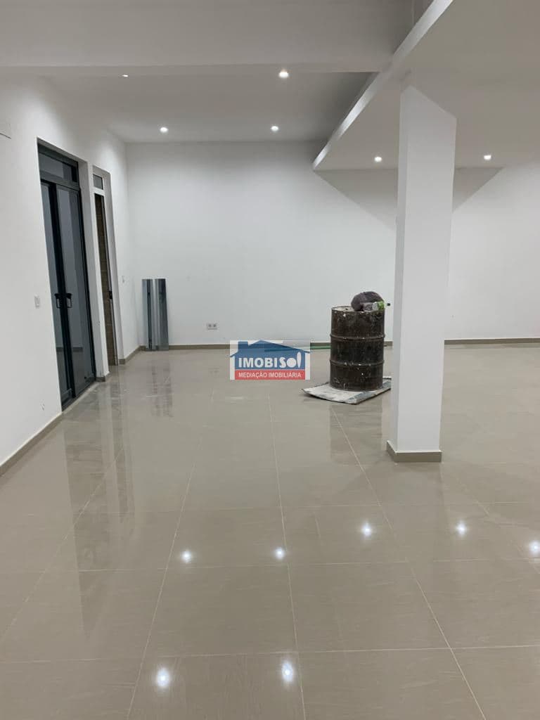 Espaço comercial para arrendamento na Praia, Santiago — foto 2