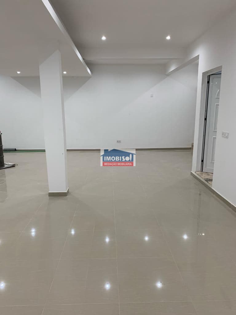 Espaço comercial para arrendamento na Praia, Santiago — foto 3