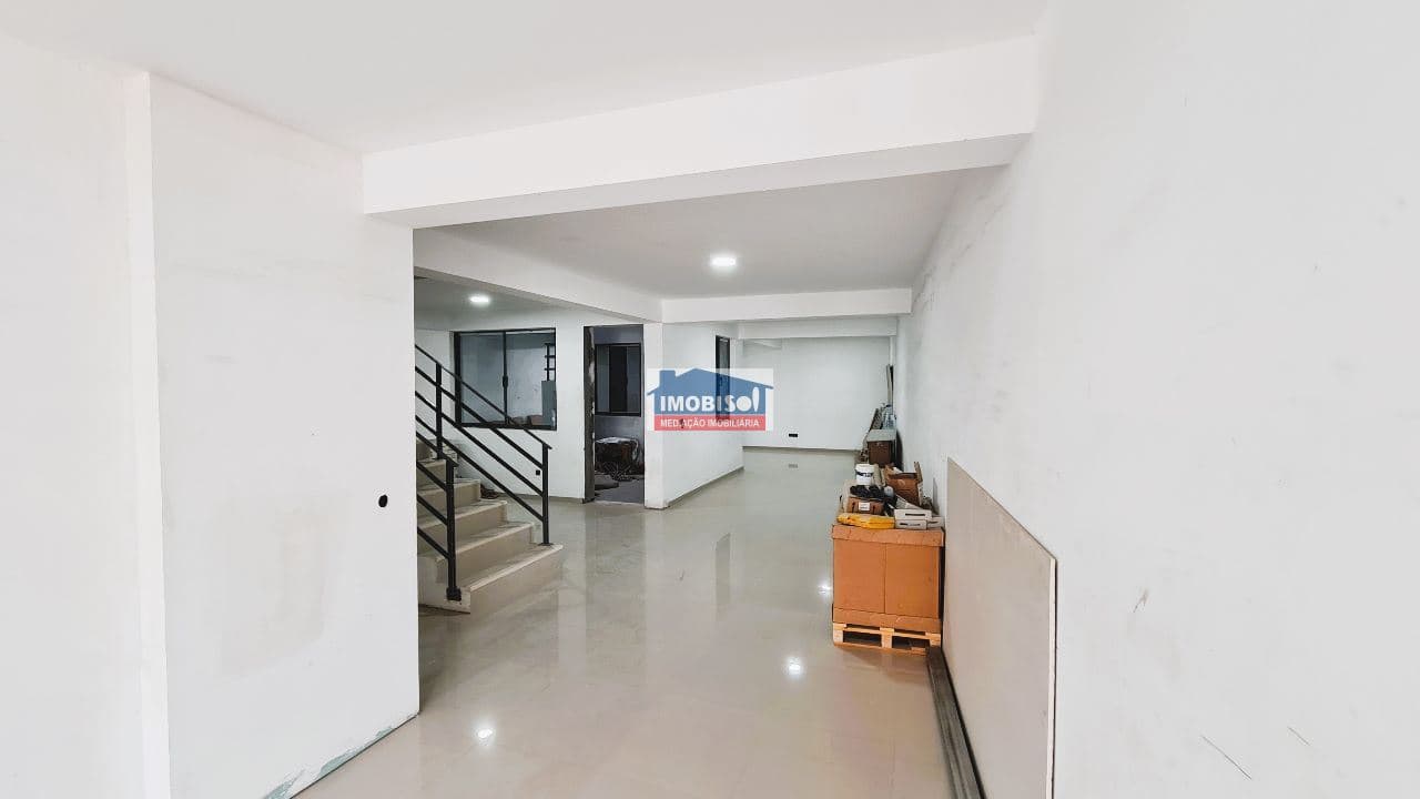 Commercial space for sale in Praia, Santiago — foto 3
